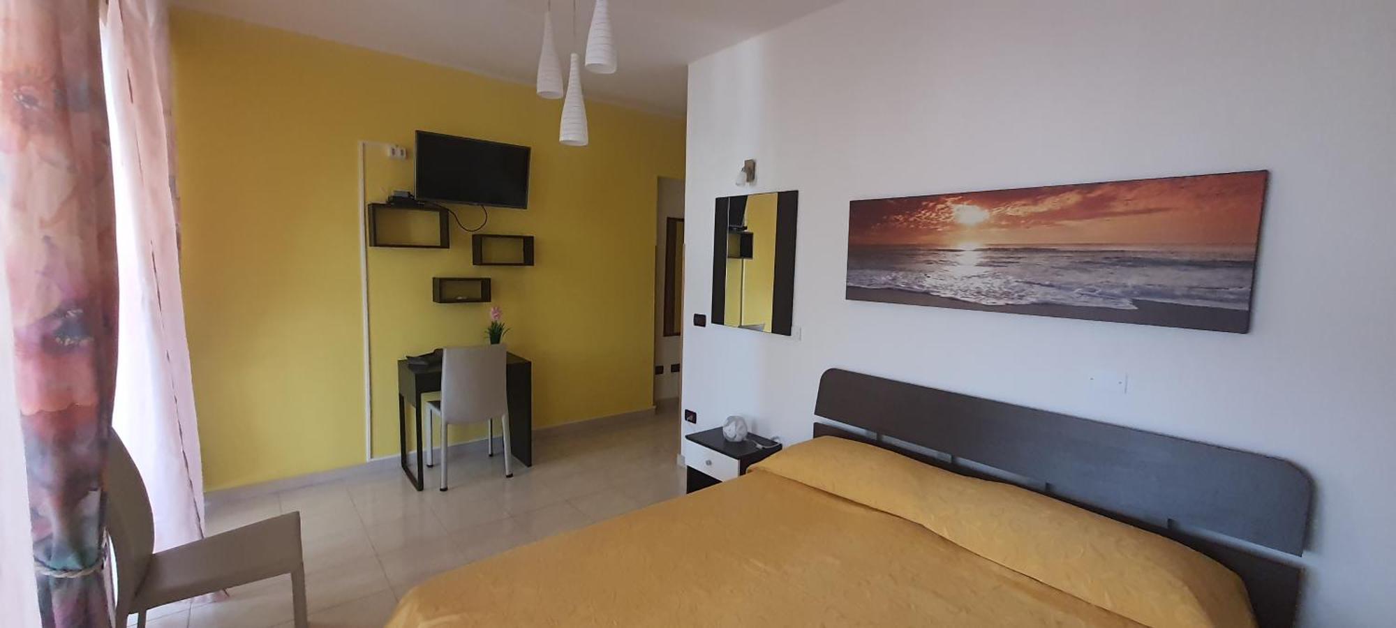Casa Vacanze Due Passi E Il Mare Castel di Tusa Exterior foto